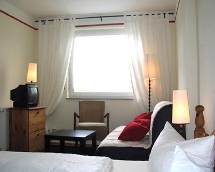 Landgasthof Frankentor Wasserlosen Chambre photo