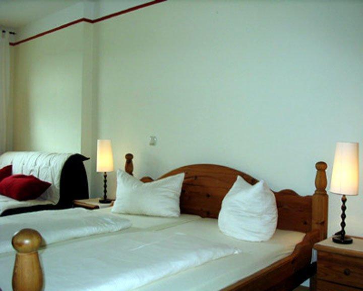Landgasthof Frankentor Wasserlosen Chambre photo